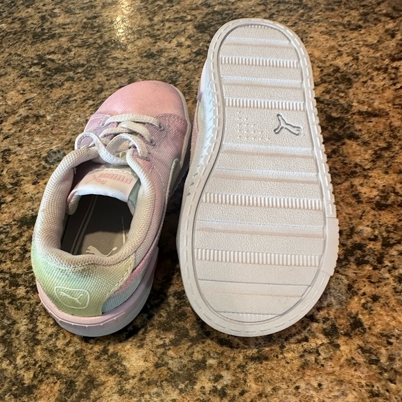 NWOT toddler Puma Shoes - Picture 4 of 5